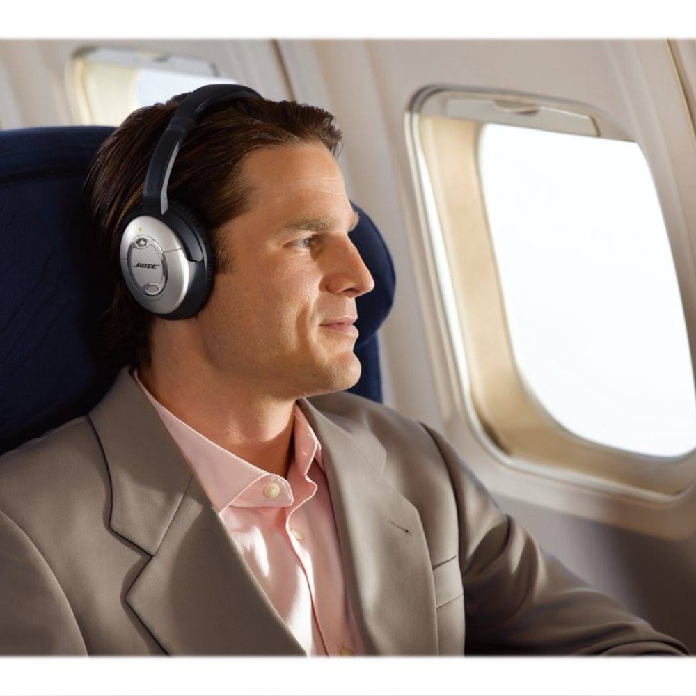 Bose Acoustic noise cancelling quiet comfort 15 headphones EUC
